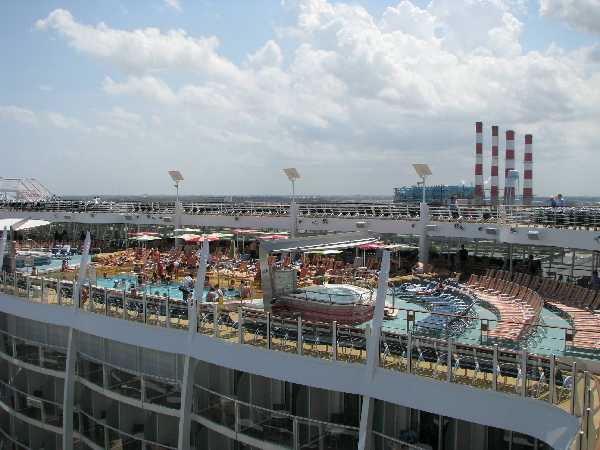 Oasis1043